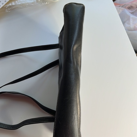 The Sak Elliott Lucca Black Leather Purse - Picture 10 of 10